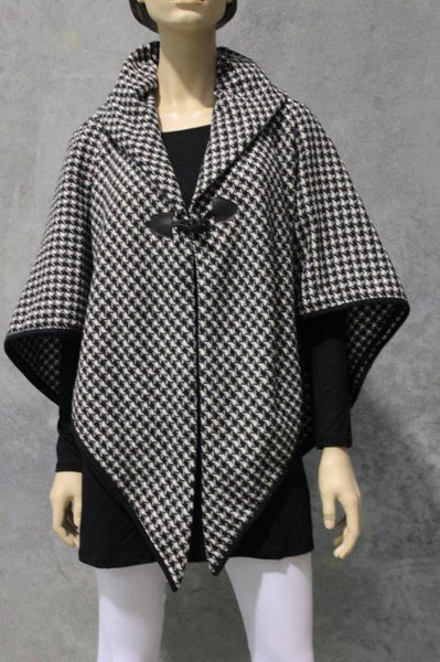 Audrey Houndstooth Capelet